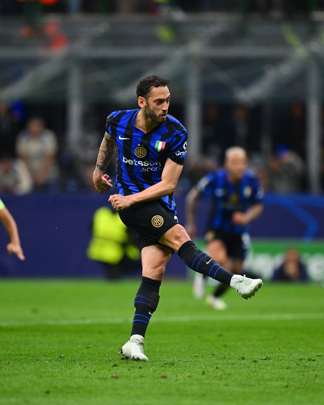 星空体育注册-法国轻取意大利，顺利晋级欧预赛半决赛的简单介绍