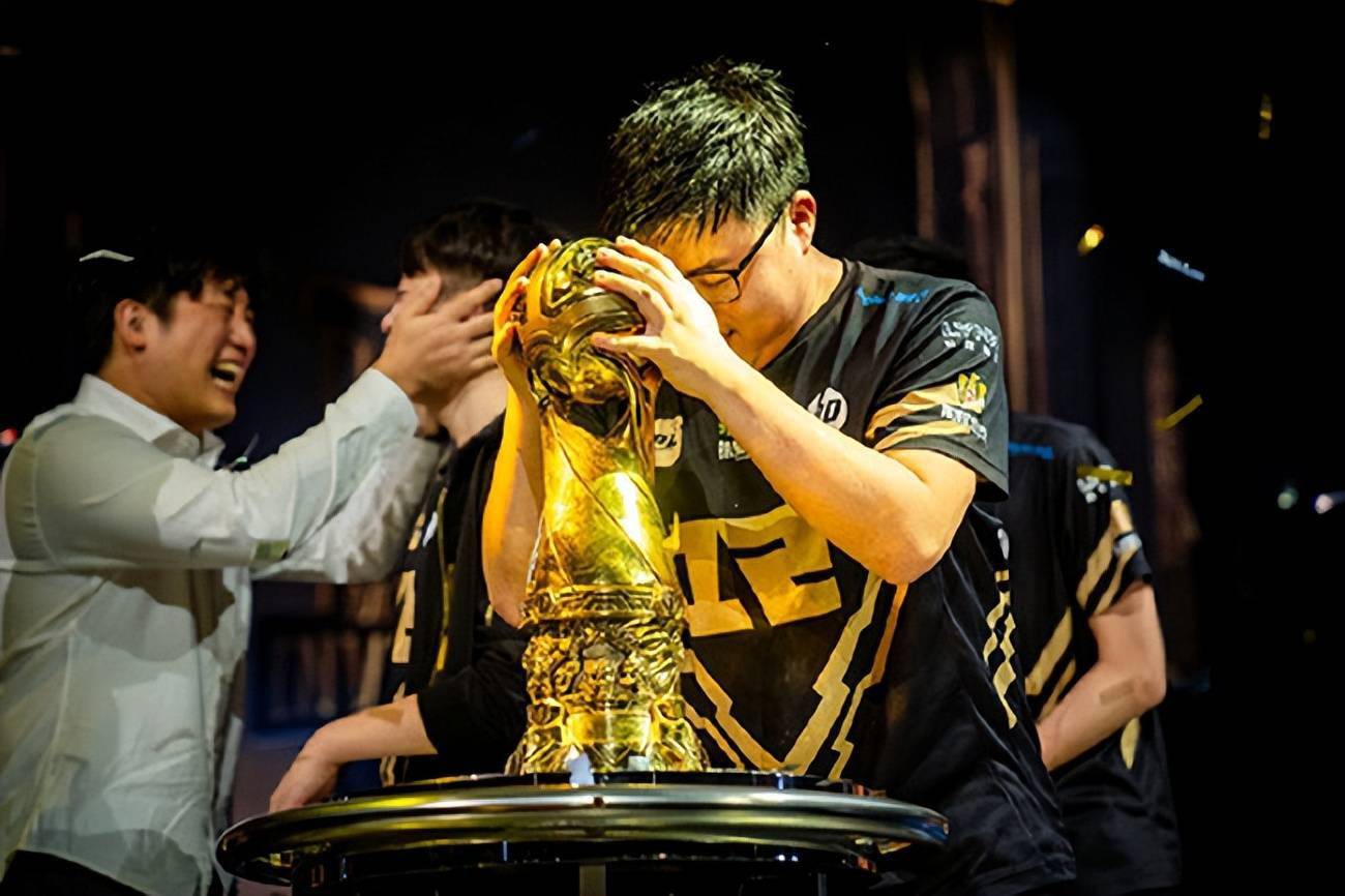 火力全开,漂泊战队斩获胜利重生的简单介绍 火力全开,漂泊战队斩获胜利重生的简单介绍