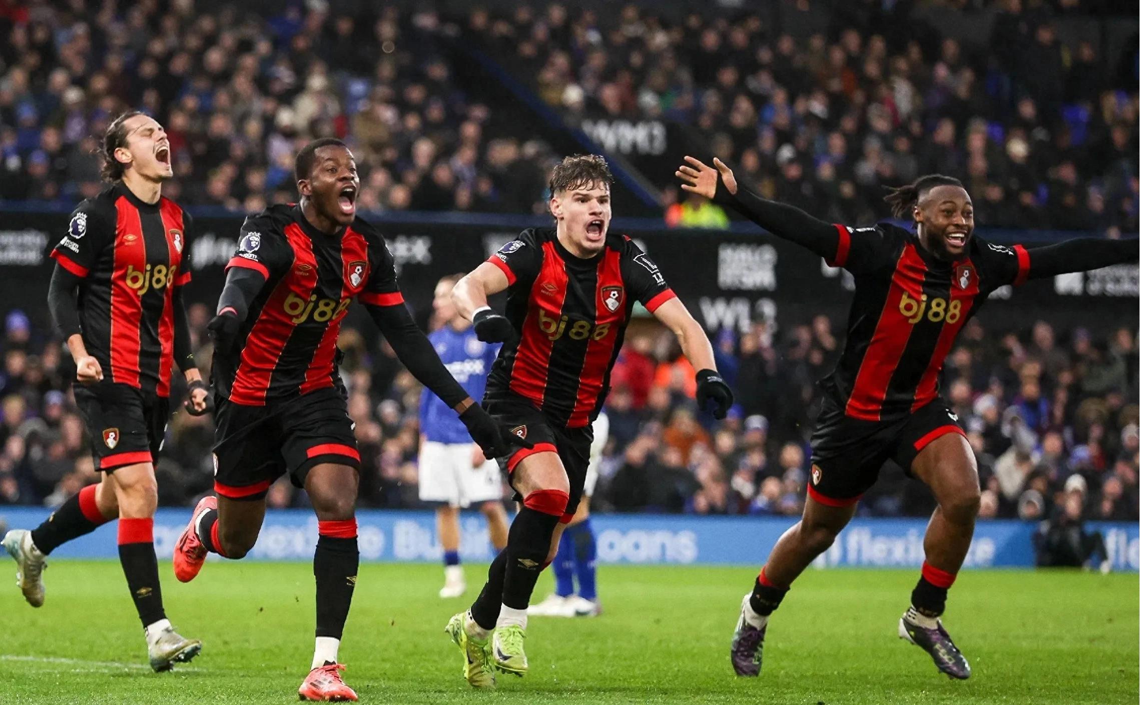 星空体育网址-包含伯恩利客场战平，遗憾无法取胜的词条