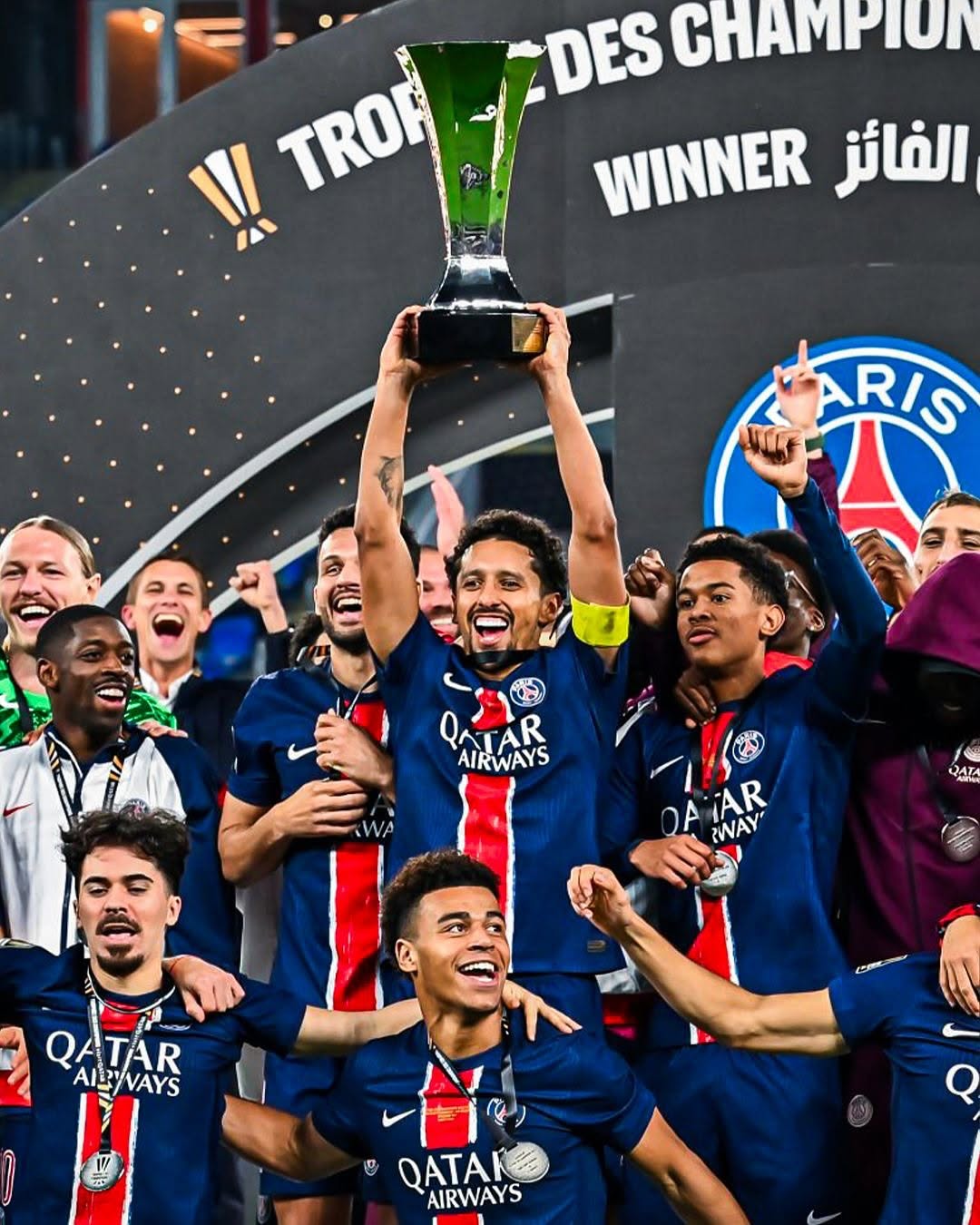 关于巴黎圣日耶主帅赞誉球员表现，称赞团队合作默契的信息