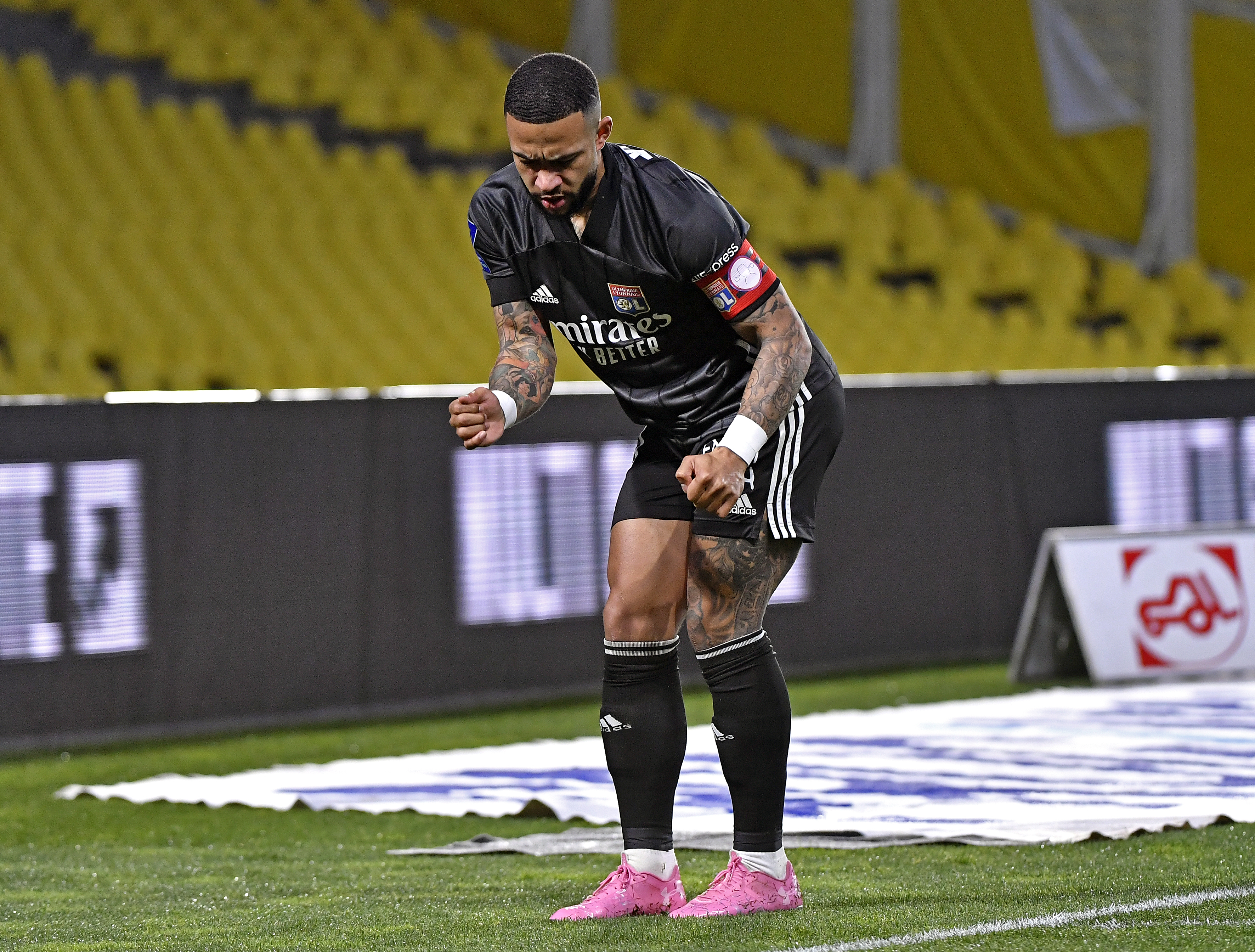 星空体育娱乐-南特中场连续传球助攻，带动攻击线表现的简单介绍