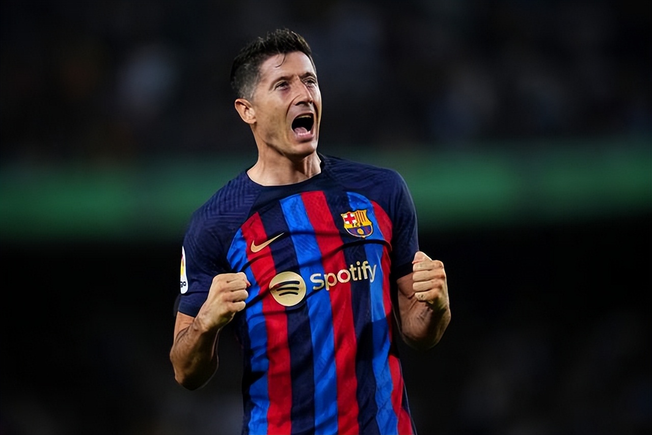 巴拉多利德主场失分，需加强防守