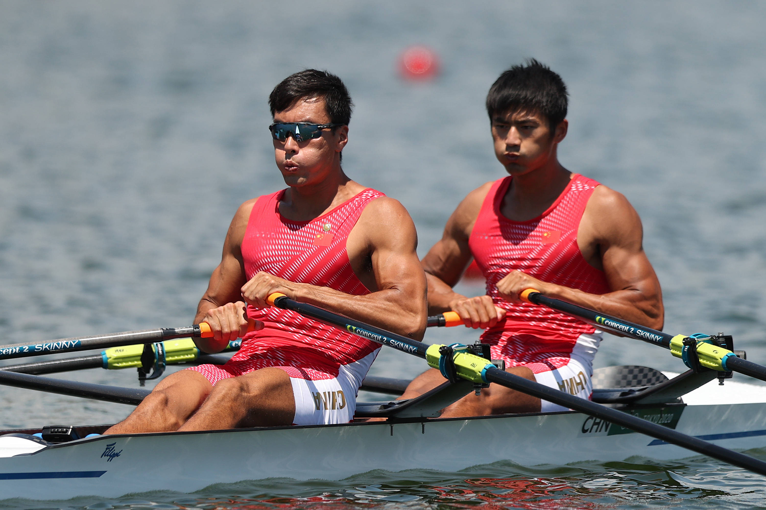 星空体育在线登录-关于赛艇男子单人划船中国选手稳居前列，预计夺冠的信息