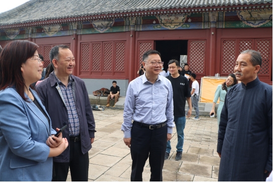 星空体育登录-包含退役老将重返球队，传授经验指导新人的词条