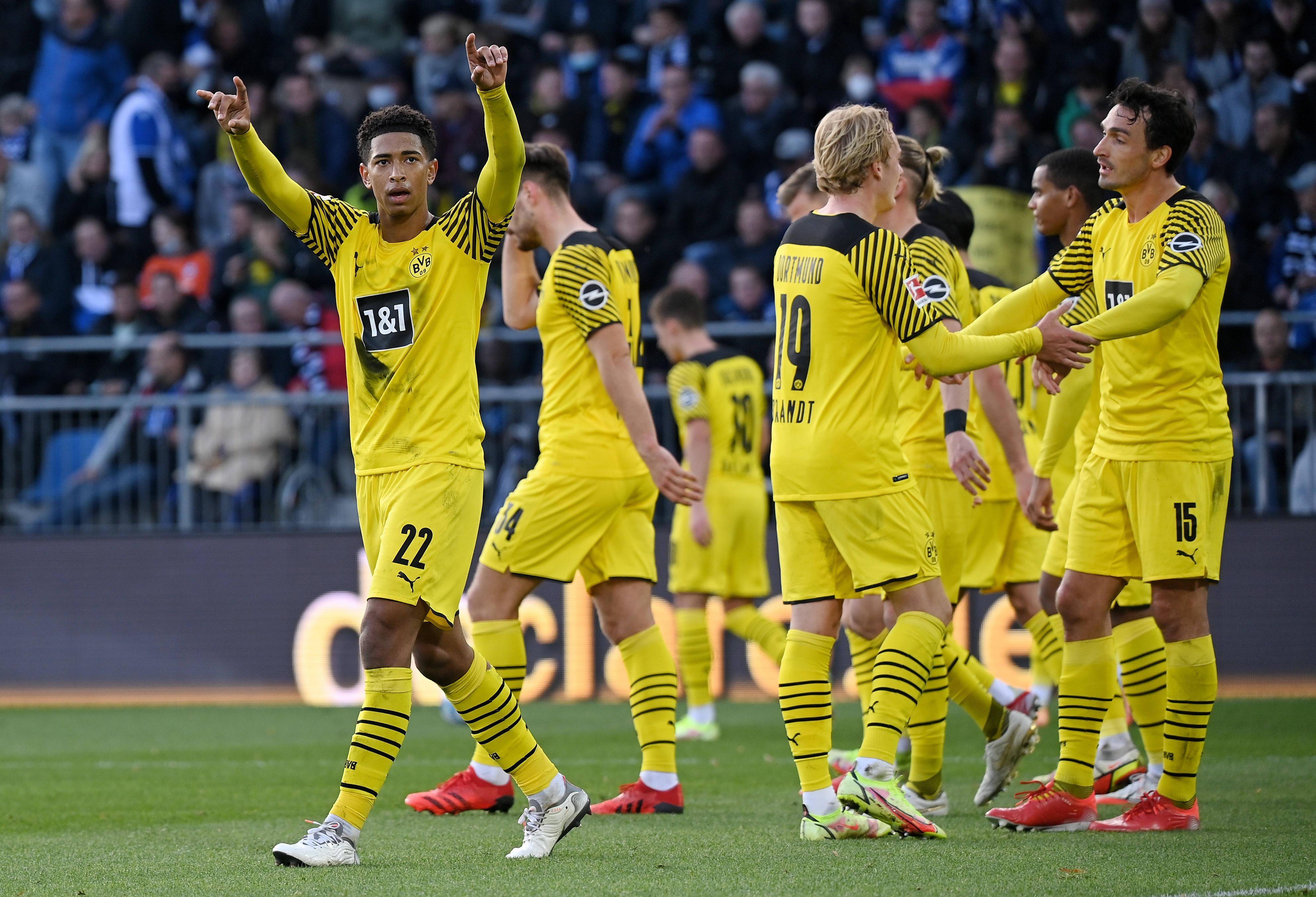 包含热刺遭遇客场失利，欧冠希望渺茫的词条