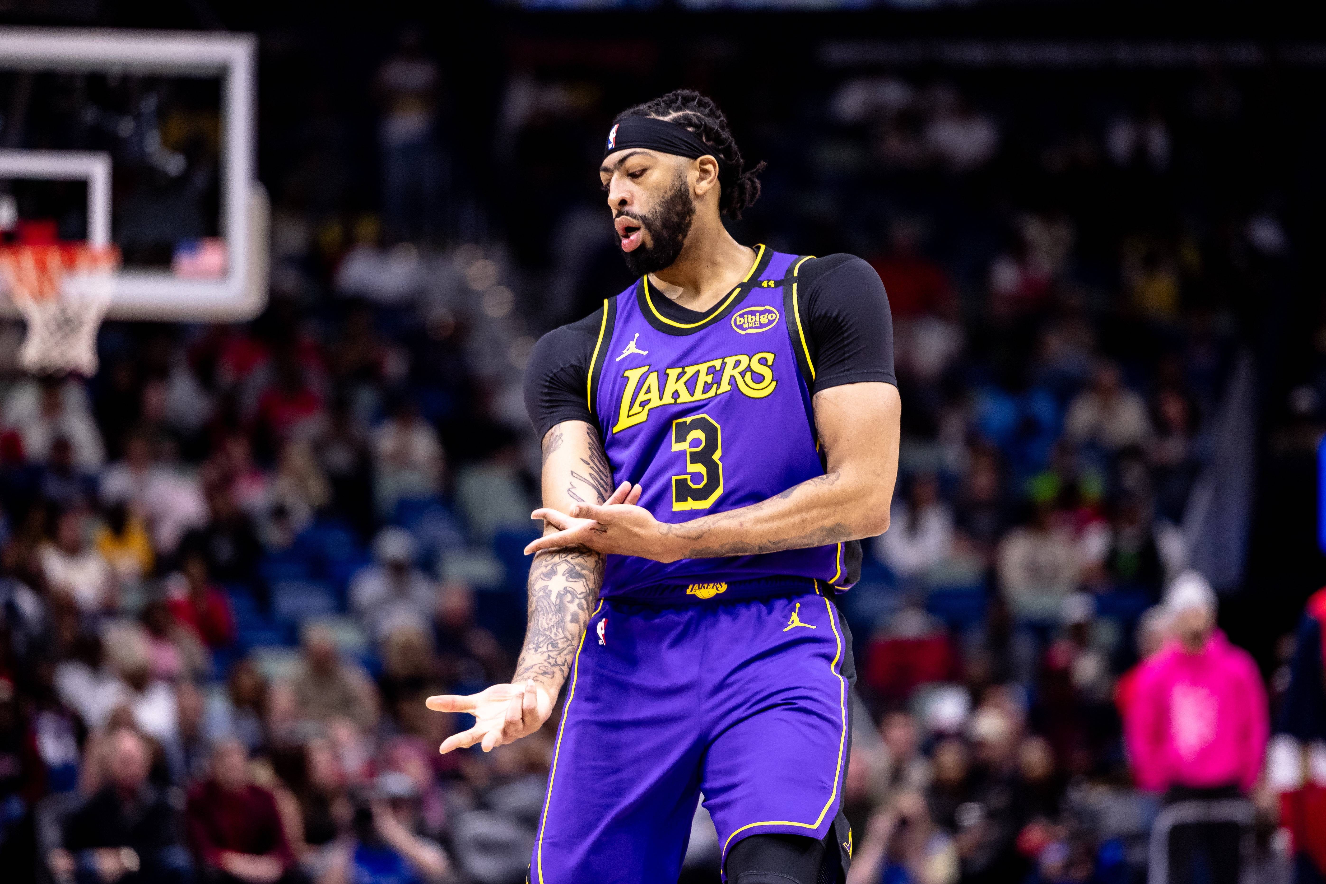 关于湖人三连胜巫师,浓眉表现出色的信息 关于湖人三连胜巫师,浓眉表现出色的信息