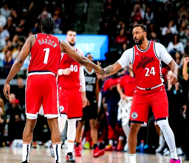 森林狼击败马刺，杀入西部前八的简单介绍