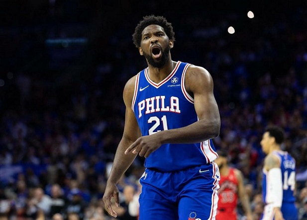 76人力擒篮网，恩比德一掷半打的简单介绍