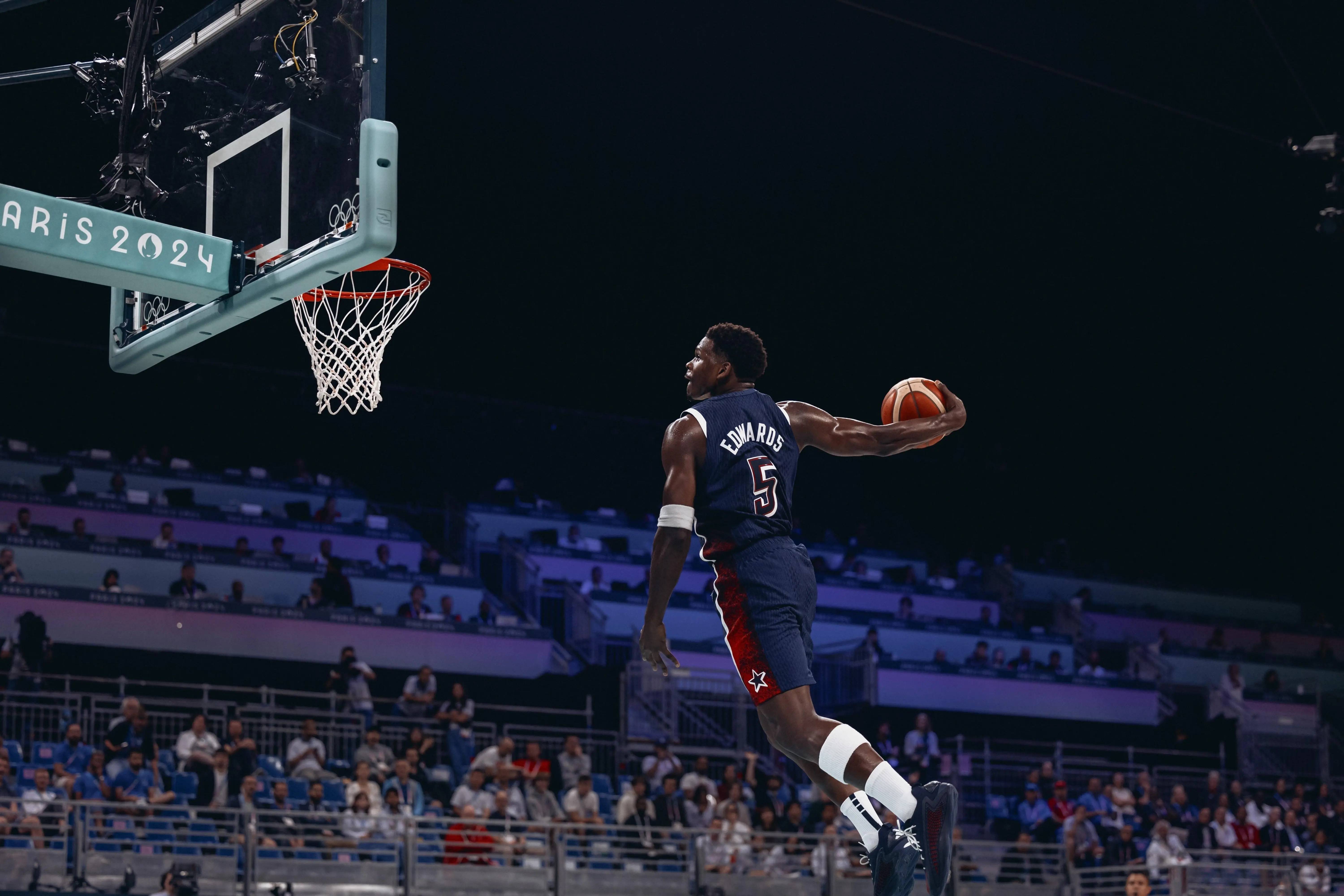 爵士力克奇才，实现主场胜利的简单介绍