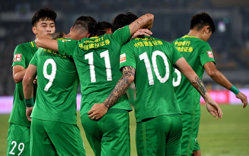 塞内加尔球队犀利反击绝杀对手