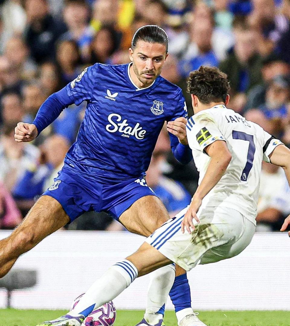 星空体育下载-关于曼城后防表现低迷，遭遇意外失利的信息